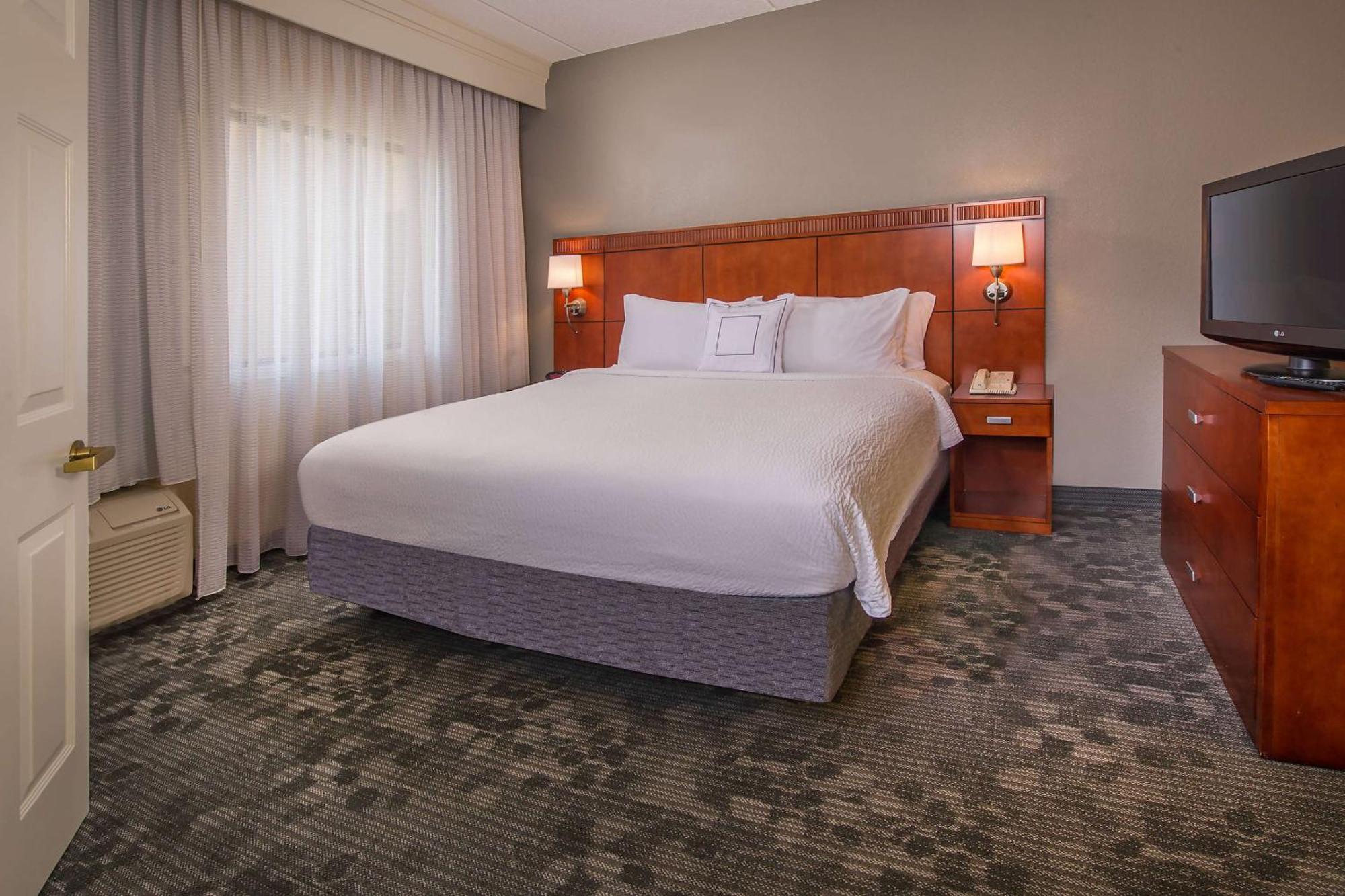 Sonesta Select Charlotte University Research Park Екстериор снимка